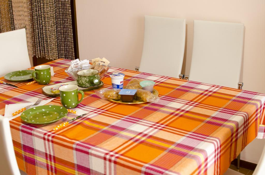 Bed & Breakfast Da Eliana โมลิเนลลา ภายนอก รูปภาพ